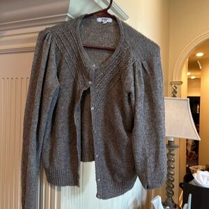 BB Dakota Ladies Sweater